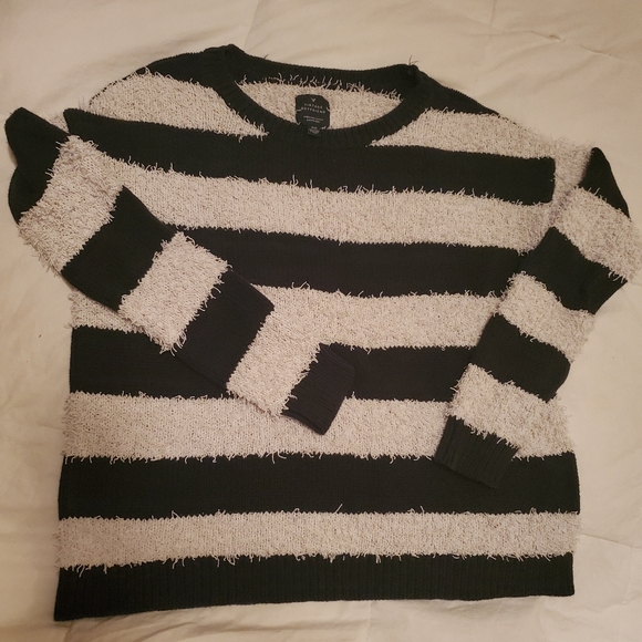 Vintage Boyfriend Sweater - Picture 3 of 4